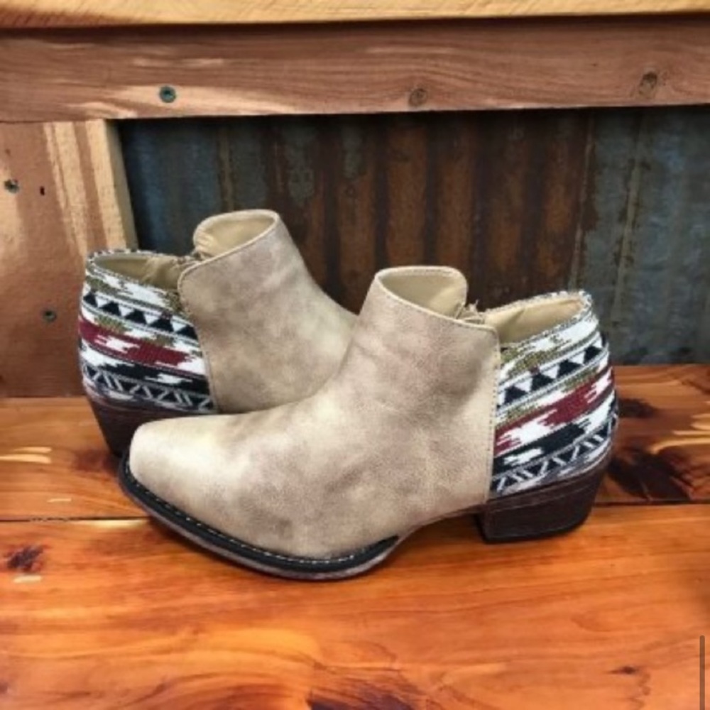 • [NIB] Roper Embroidered Booties • - Picture 11 of 14
